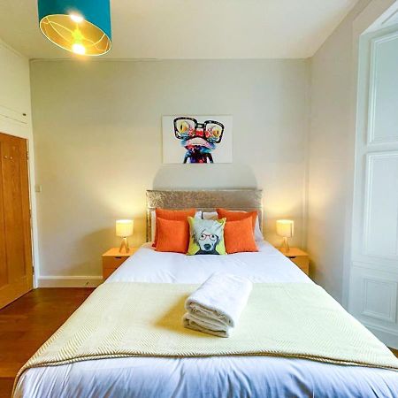 Desirable 2 Bed Apt Near Edinburgh Castle Exteriér fotografie