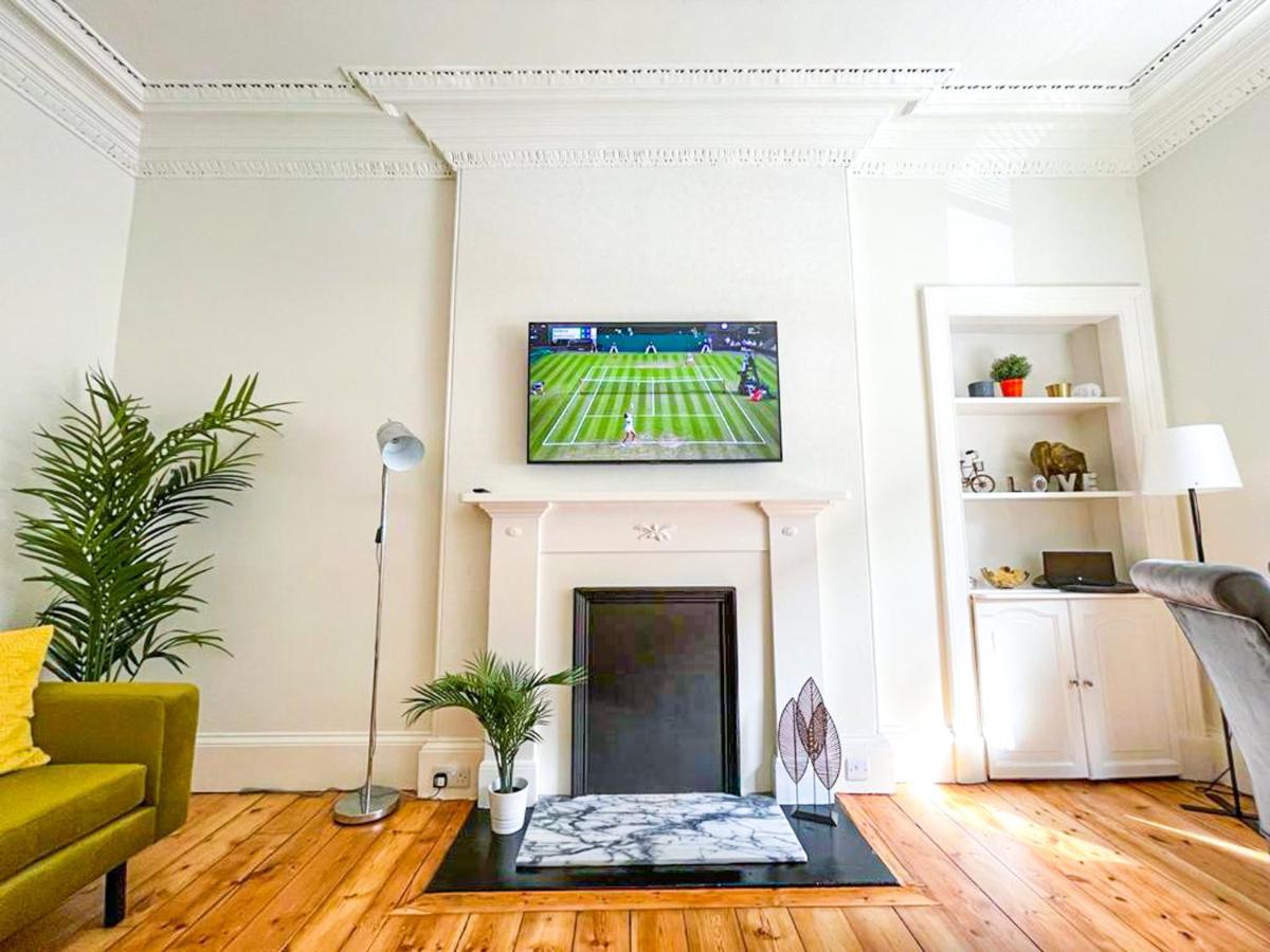 Desirable 2 Bed Apt Near Edinburgh Castle Exteriér fotografie