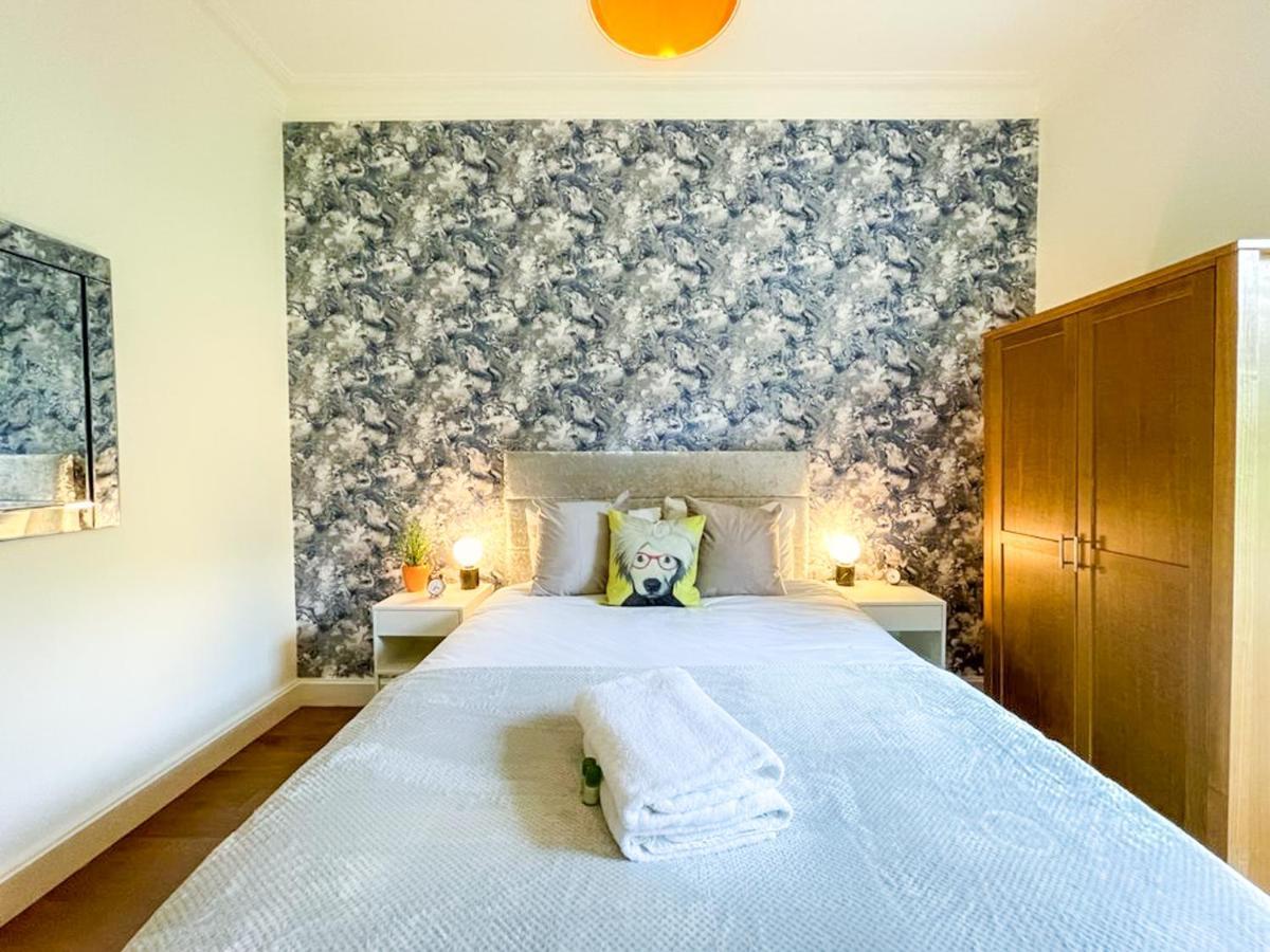 Desirable 2 Bed Apt Near Edinburgh Castle Exteriér fotografie