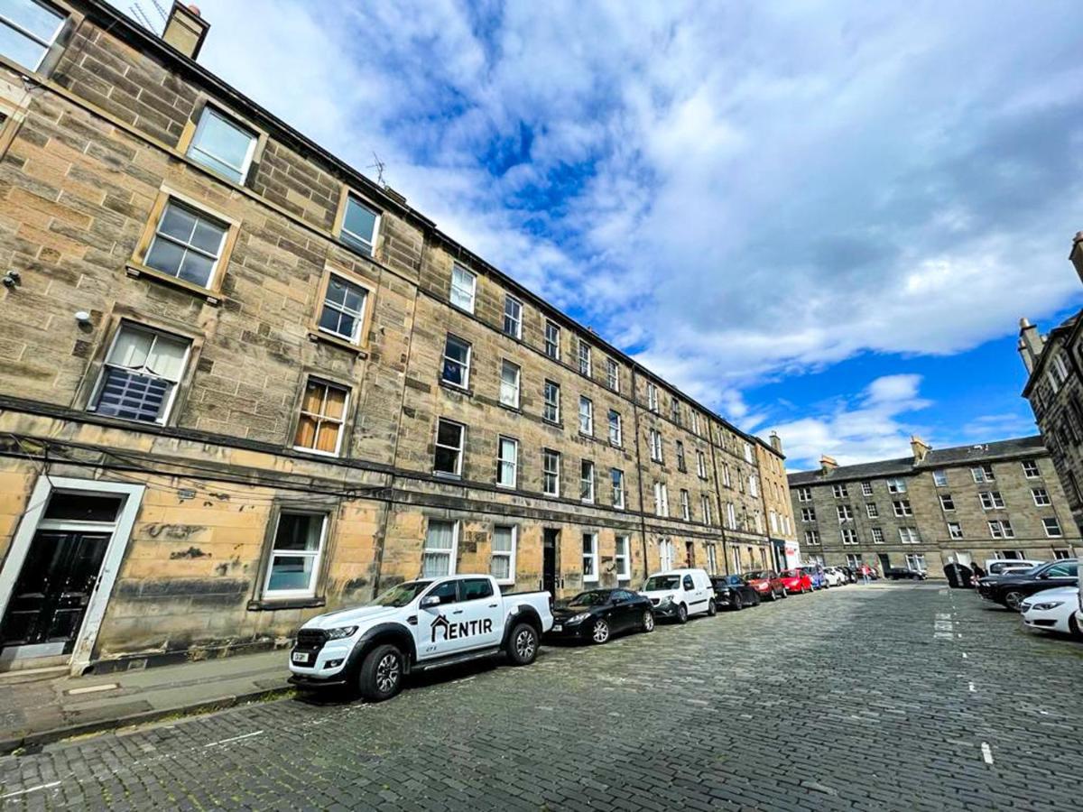 Desirable 2 Bed Apt Near Edinburgh Castle Exteriér fotografie